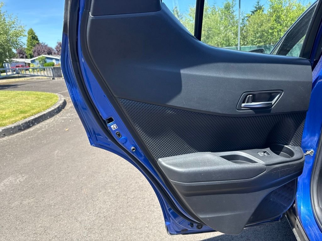 Used 2018 Blue Eclipse Metallic Toyota XLE Premium image 19