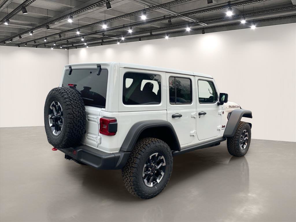 New 2026 Bright White Clear-Coat Exterior Paint Jeep Rubicon image 4