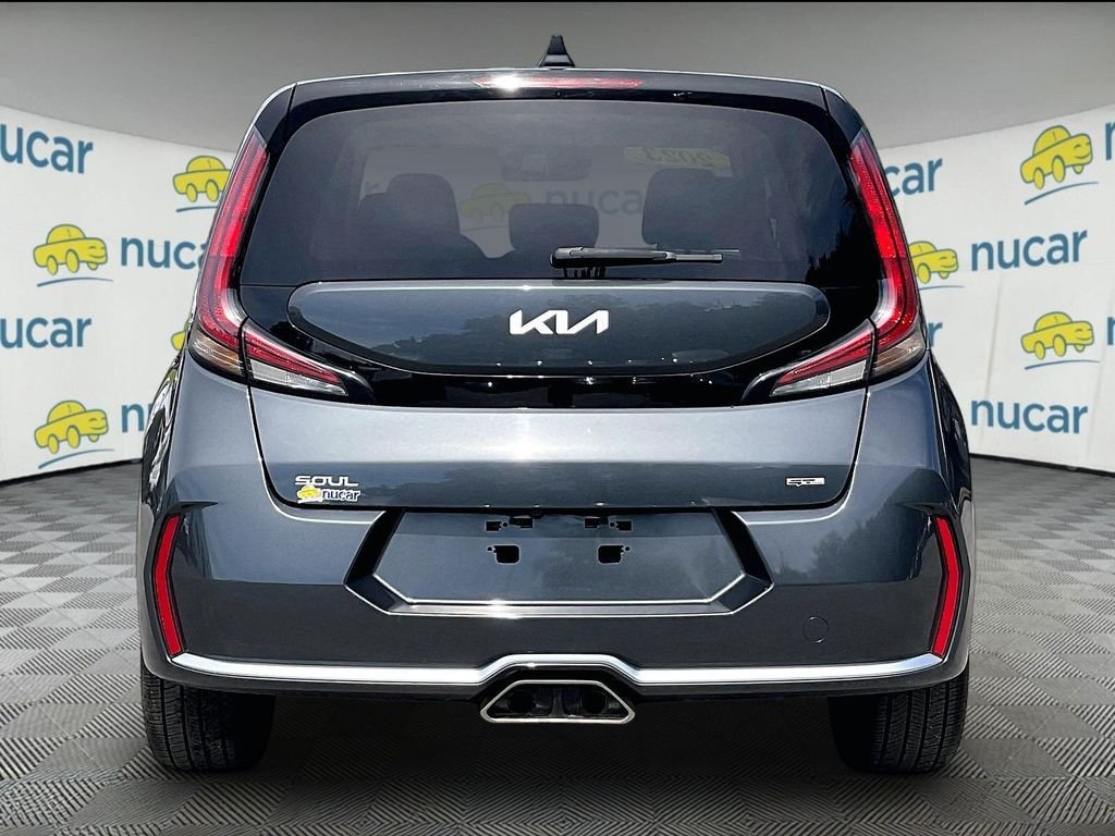 Used 2023 Gray Kia GT-Line image 5