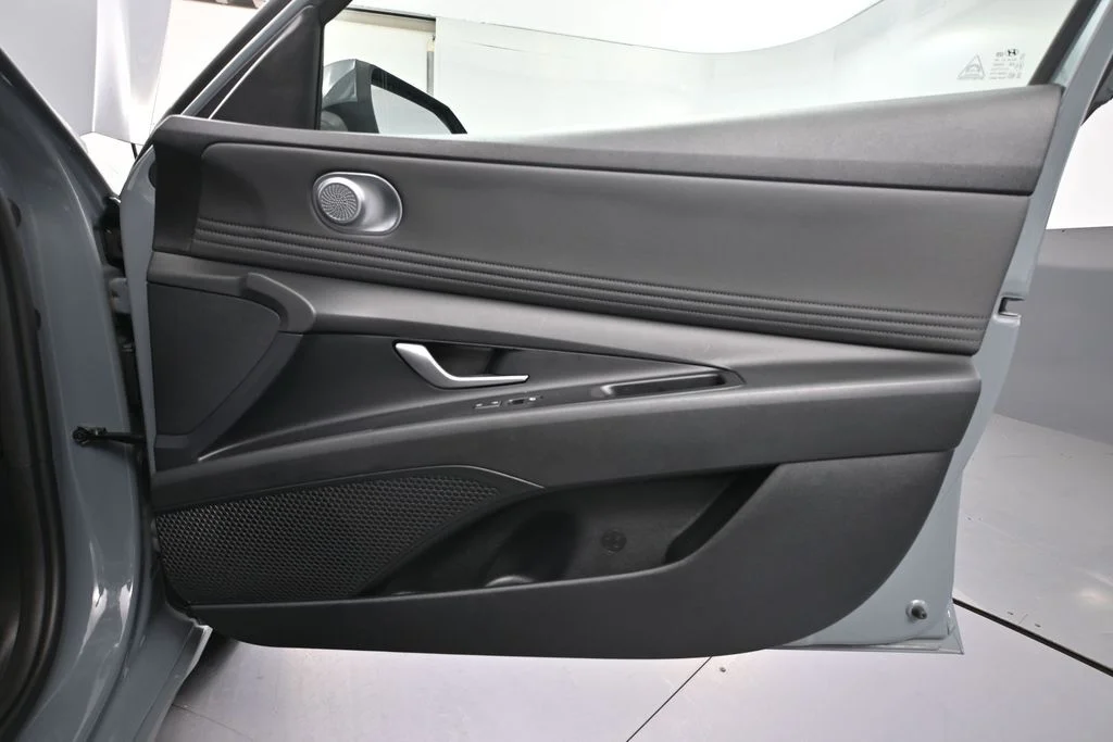 Used 2021 Gray Hyundai SEL image 42