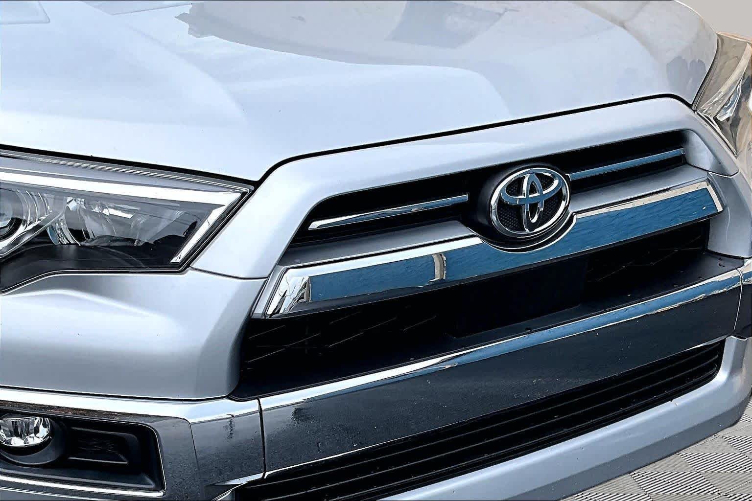 Used 2021 Classic Silver Metallic Toyota Limited image 30
