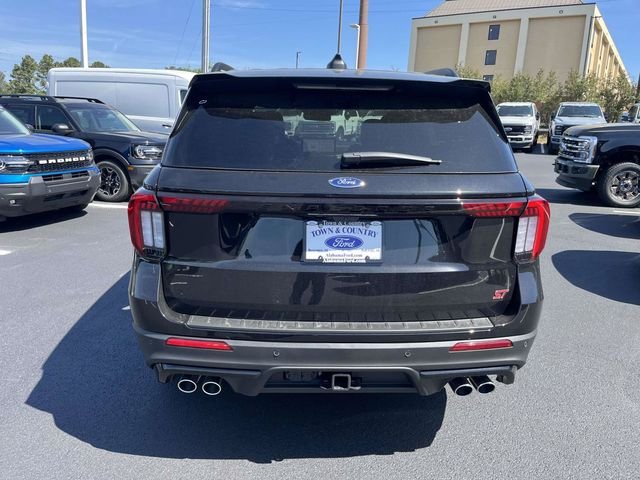 New 2026 Agate Black Metallic Ford ST image 4