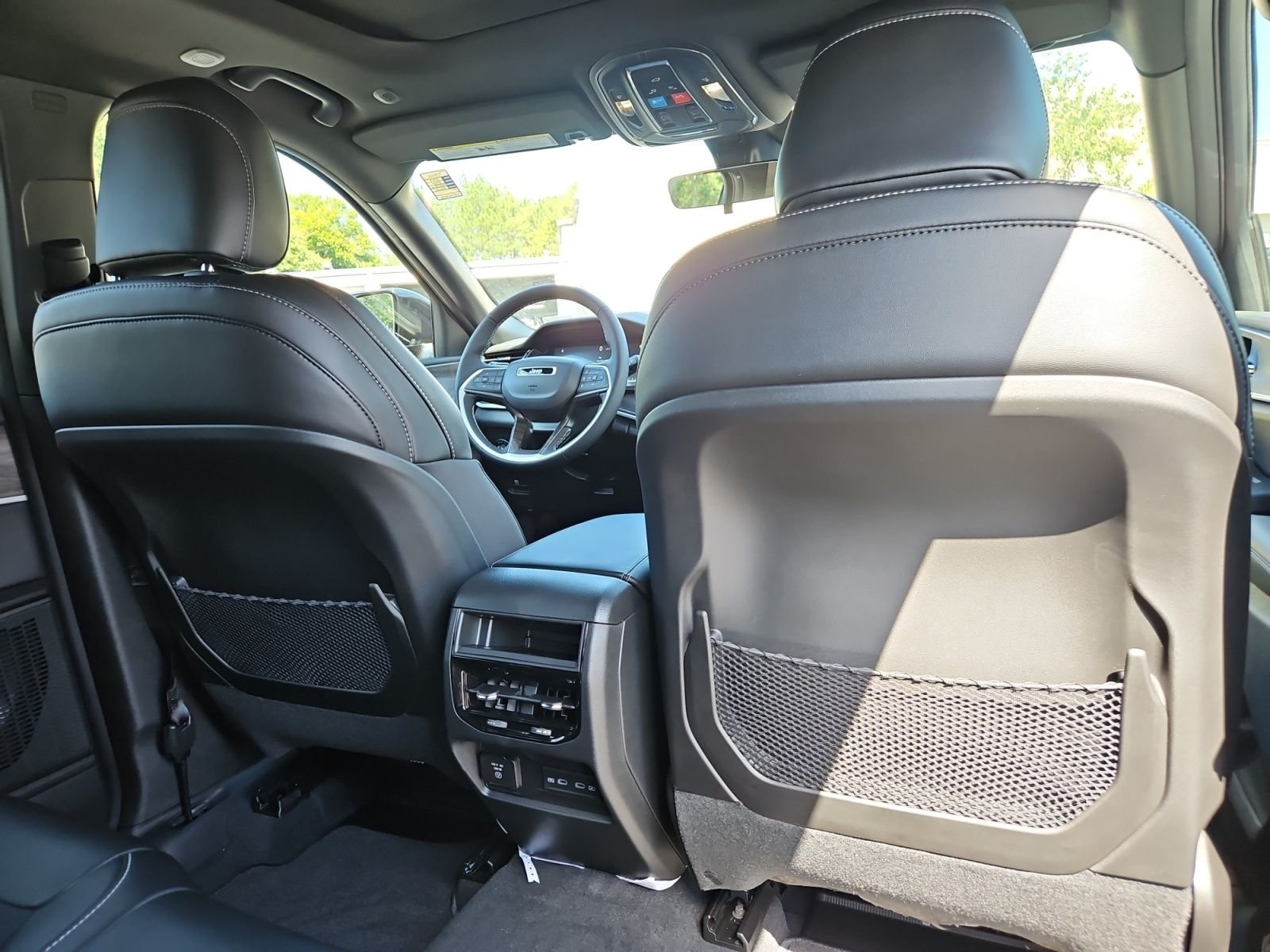 New 2027 High Gloss Black Jeep Laredo Altitude image 18