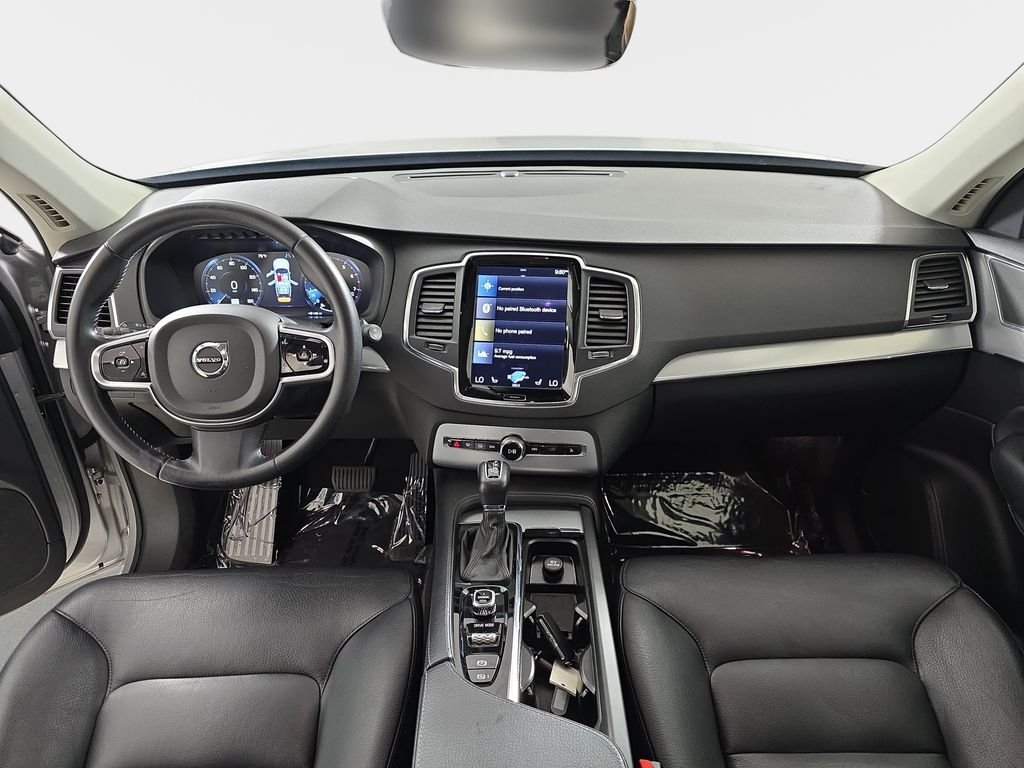Used 2017 Bright Silver Metallic Volvo T6 Momentum image 14