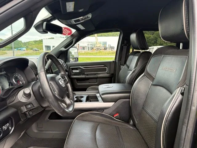 Used 2024 Black Ram Laramie image 19