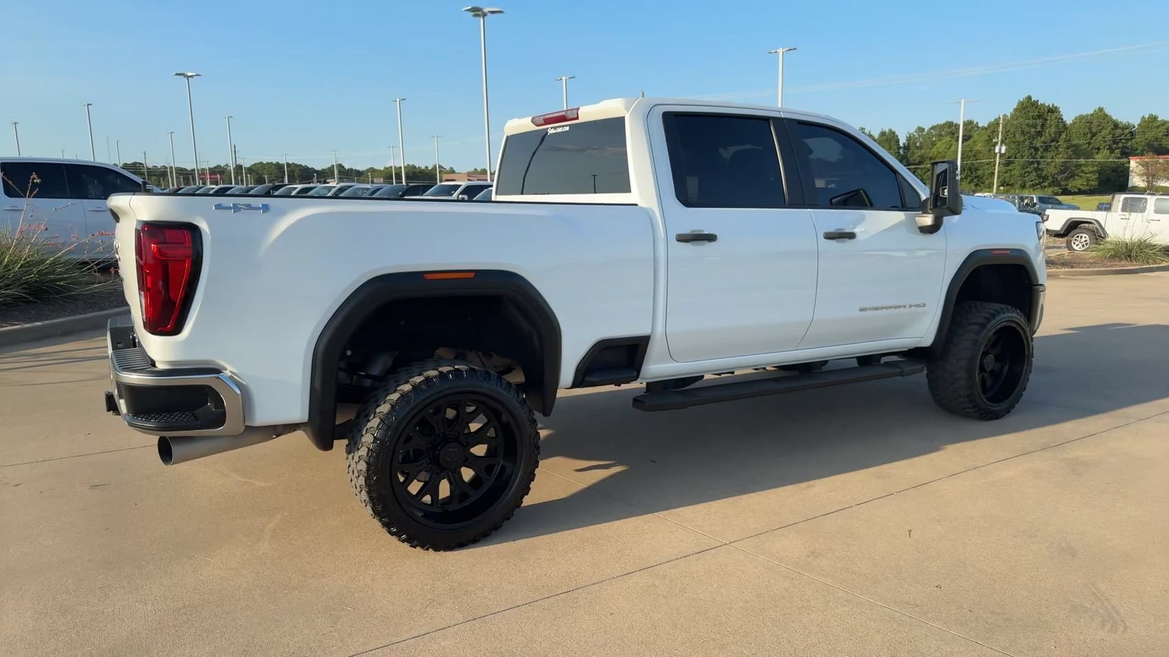 Used 2024 Summit White GMC Pro image 7