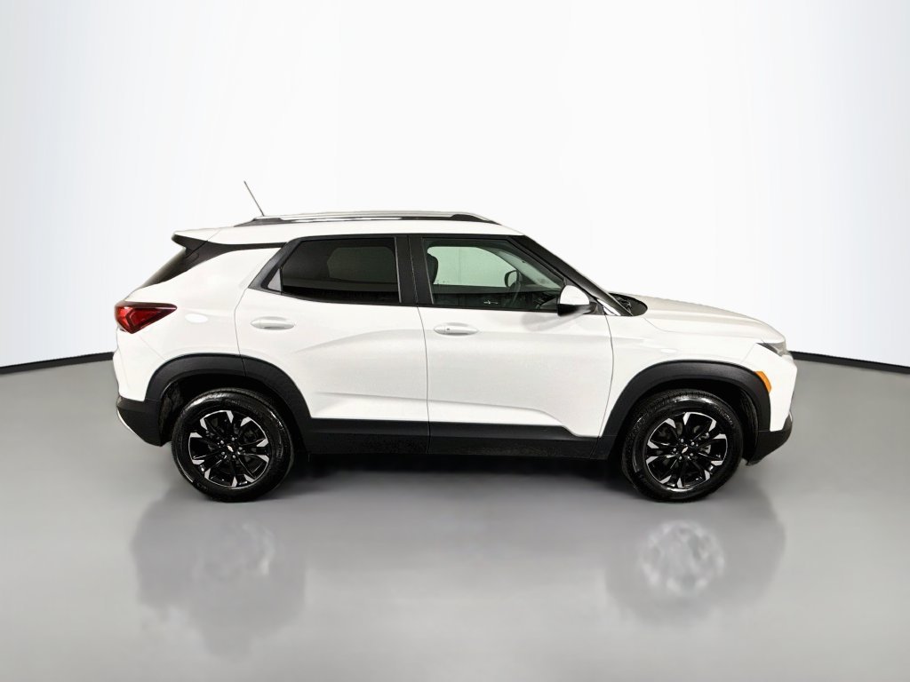 Used 2023 White Chevrolet LT image 8