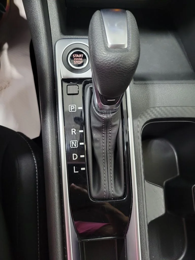 Used 2025 White Nissan SV image 35