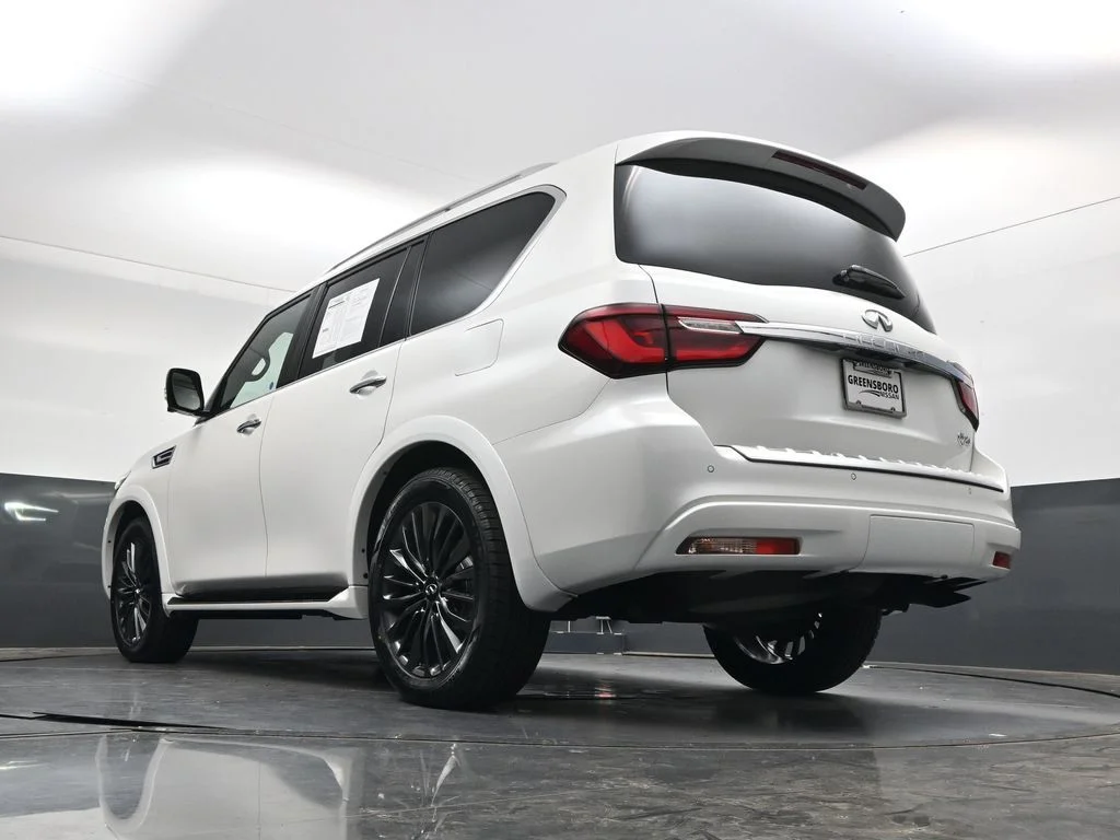 Used 2023 White INFINITI Sensory image 46