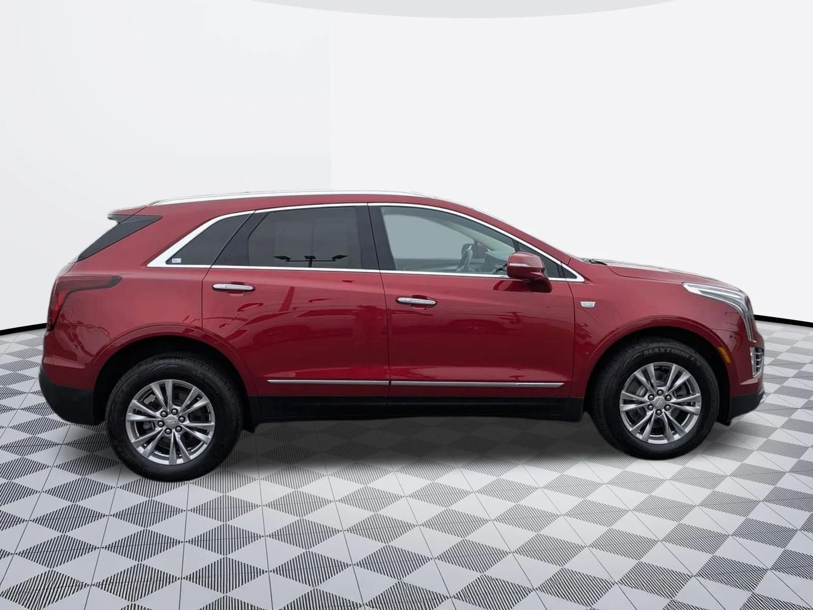 Used 2020 Red Horizon Tintcoat Cadillac Premium Luxury AWD image 4