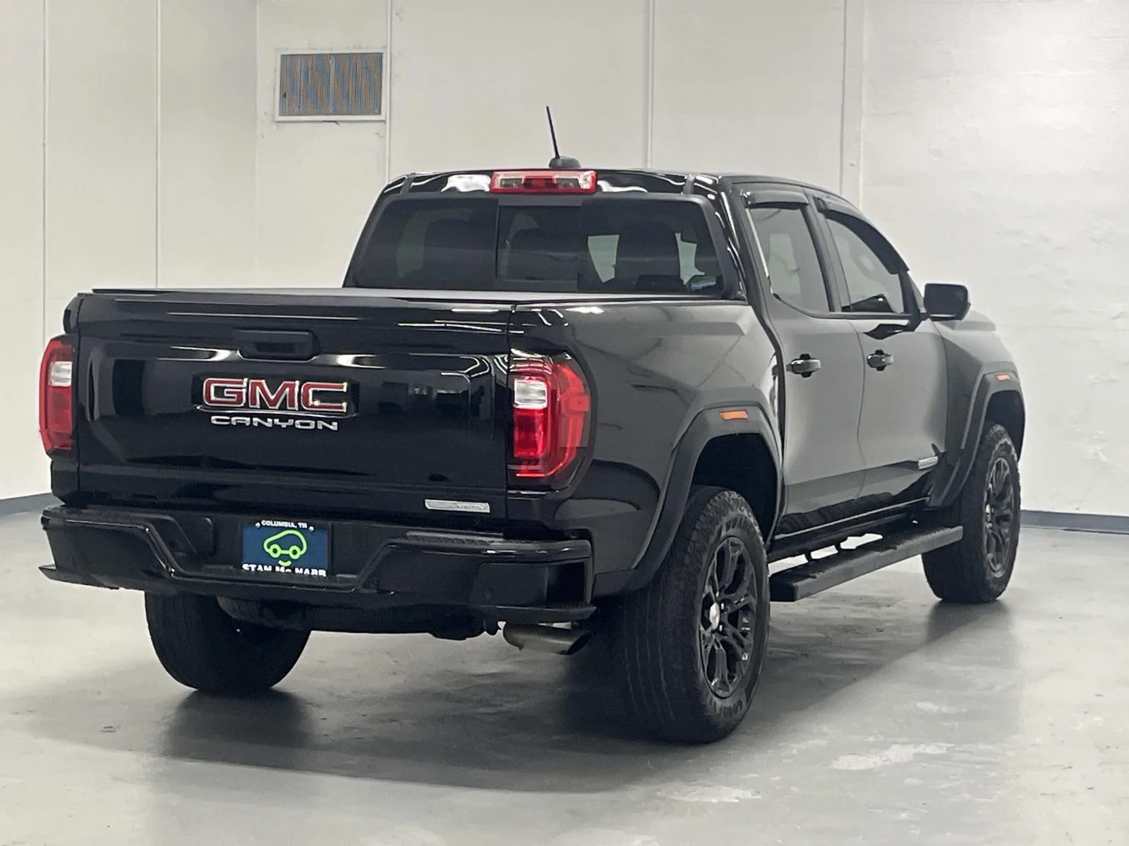 Certified Used 2024 Onyx Black GMC Elevation image 8