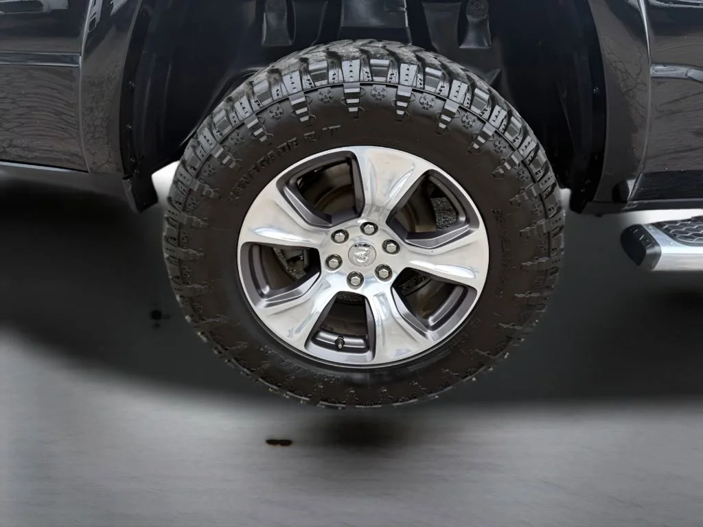 Used 2019  Ram Laramie image 34