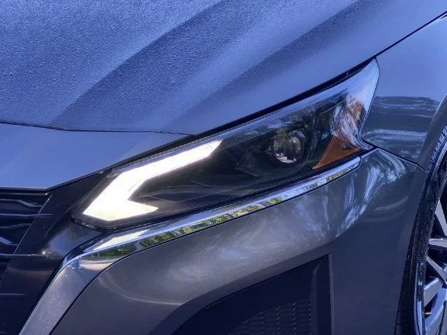 Used 2025 Gray Nissan 2.5 SV image 17
