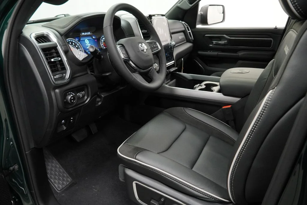 New 2027 Serrano-Green Metallic Exterior Paint RAM Laramie image 16