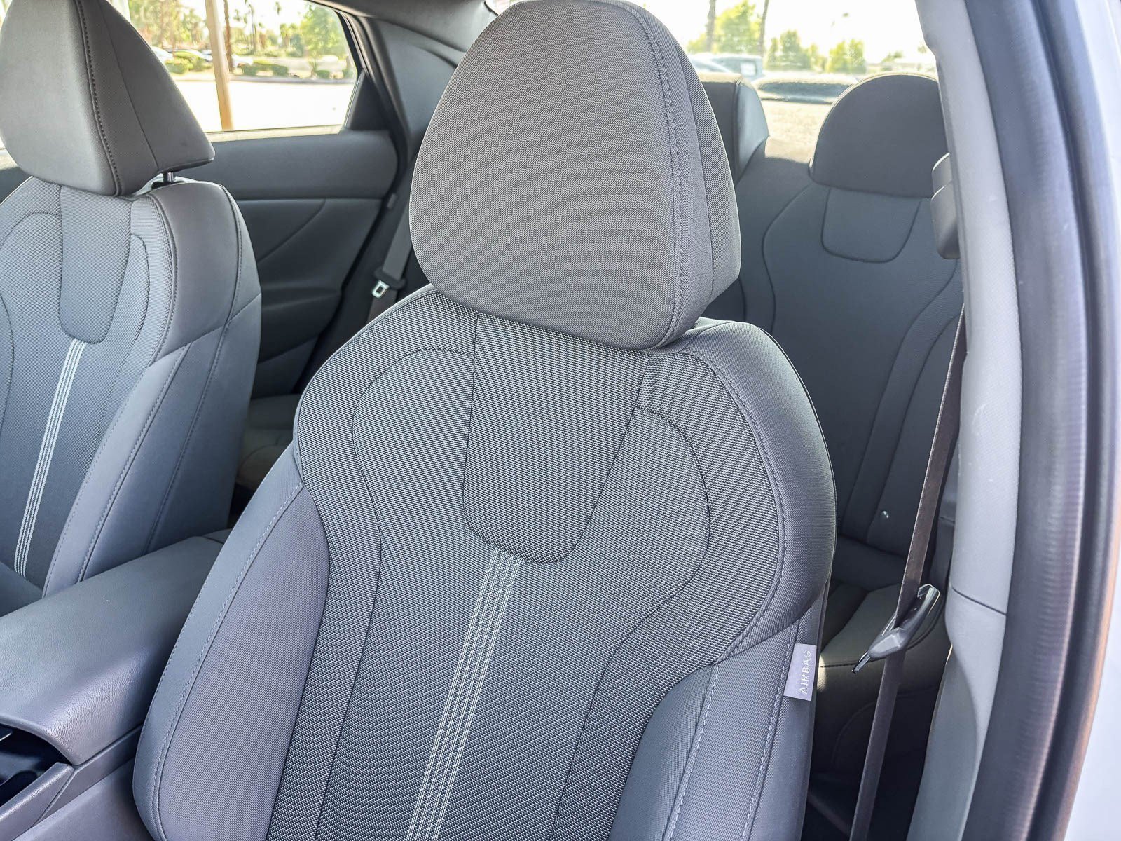 Used 2025 Serenity White Hyundai SE image 24
