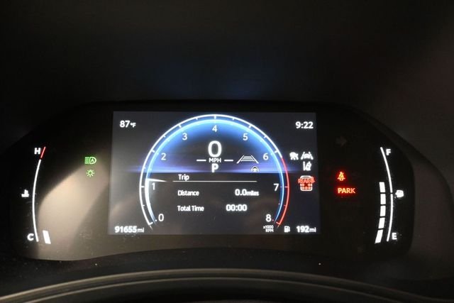 Used 2024  Toyota XLE image 21