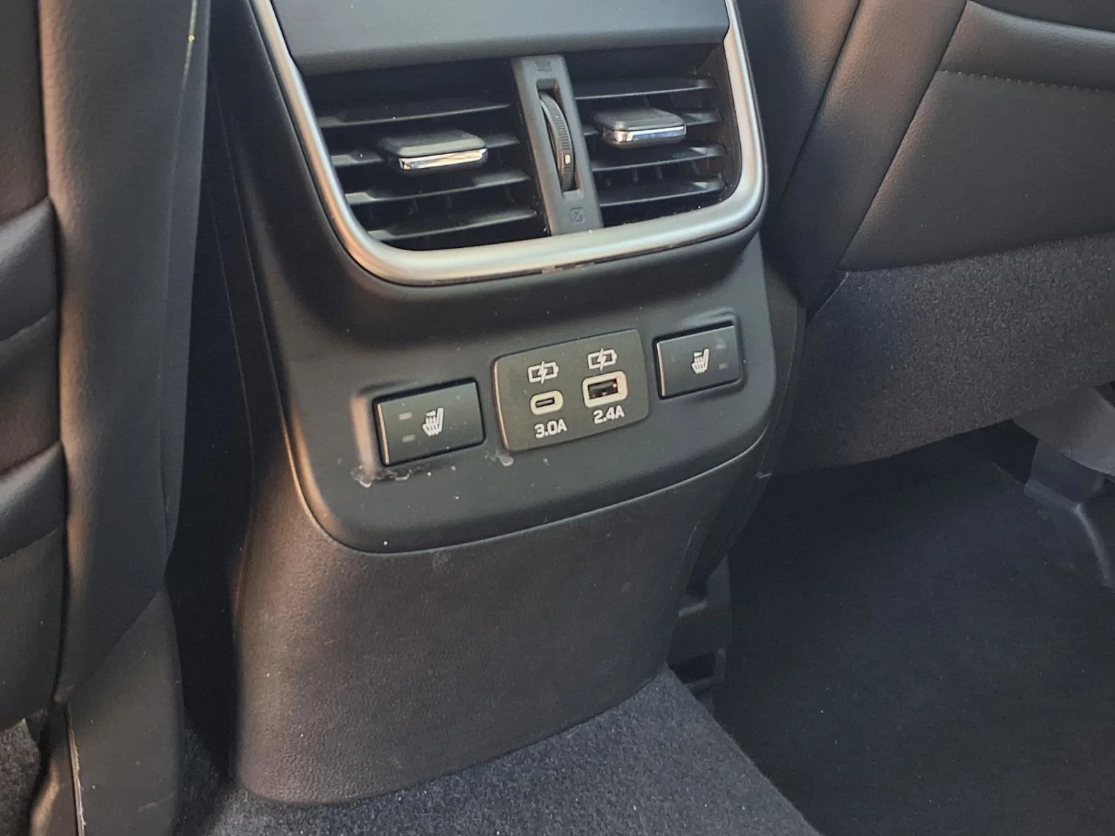 Used 2024 Crystal White Pearl Subaru Limited image 26
