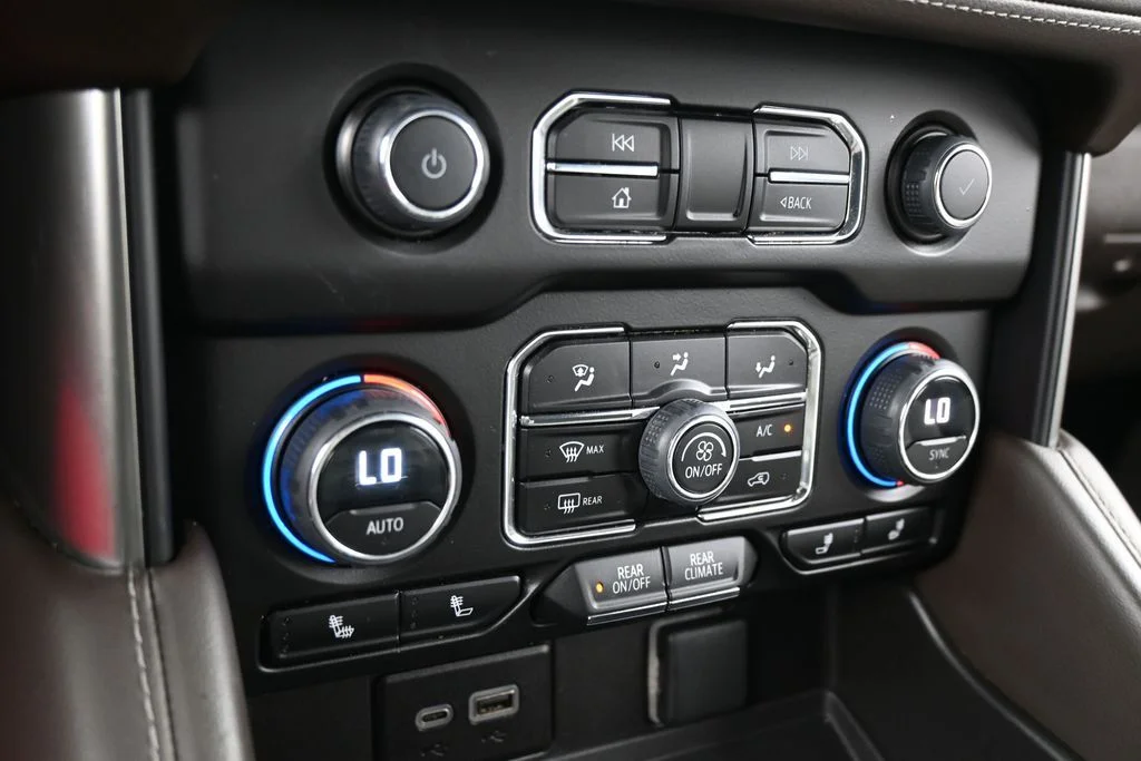 Used 2023 Black Chevrolet LT image 21