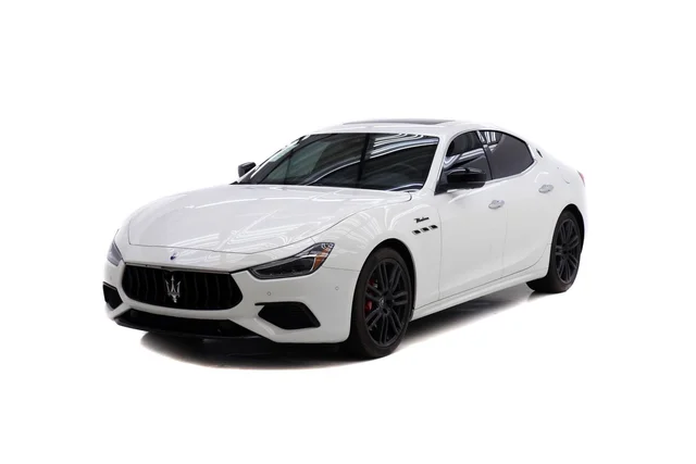 2024 Maserati Ghibli Modena