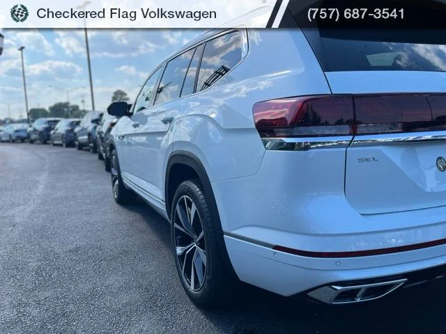 New 2026 White Volkswagen 2.0T SEL Premium R-Line image 8