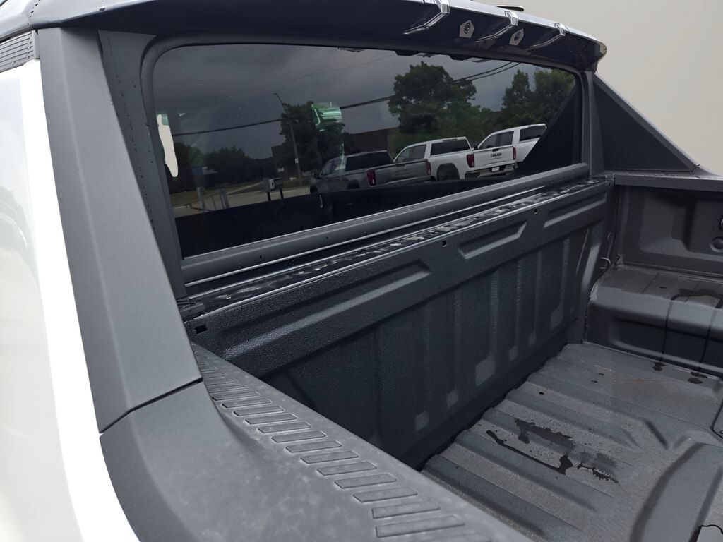 2026 GMC HUMMER EV 2X - Photo 13