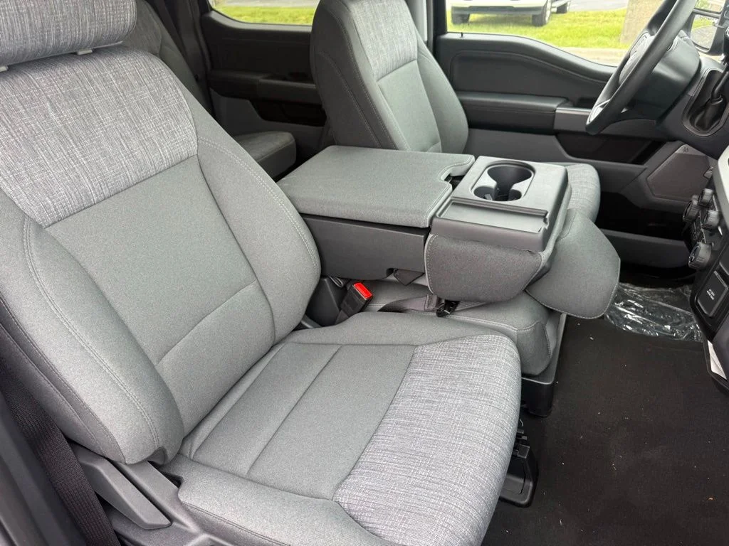 New 2026 Black Ford XLT image 49