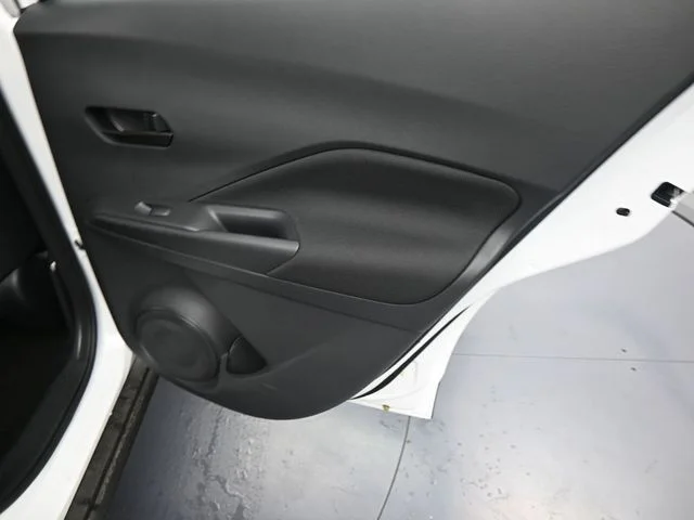 Used 2025 White Nissan S image 12