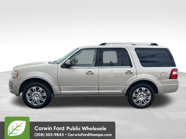 Used 2017 Gold Ford Limited image 8