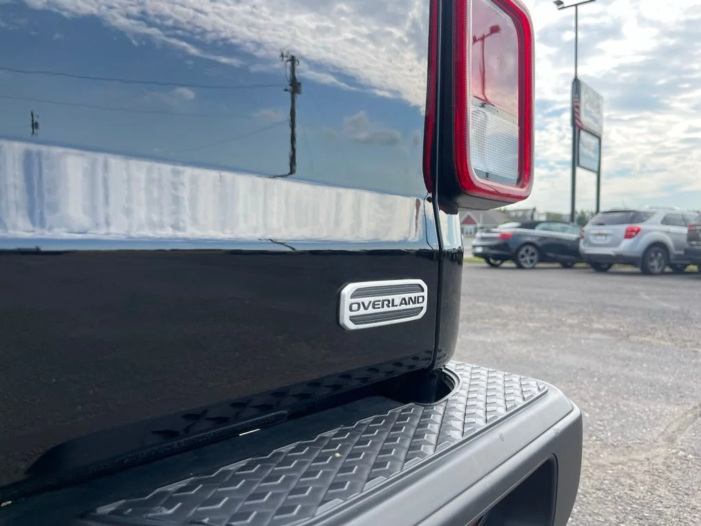 2021 Jeep Gladiator Overland - Photo 23