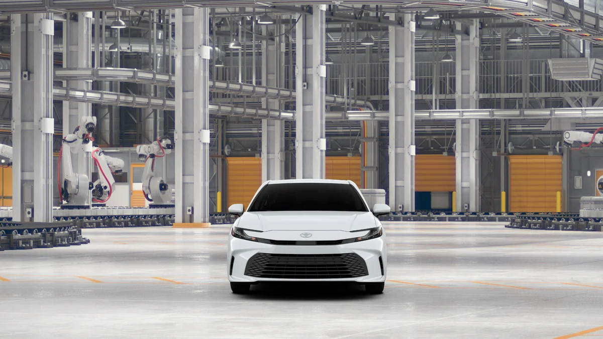 New 2027 Ice Cap Toyota LE image 17