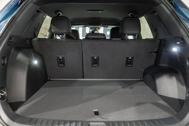 New 2027 Lakeshore Blue Metallic Chevrolet LT image 9