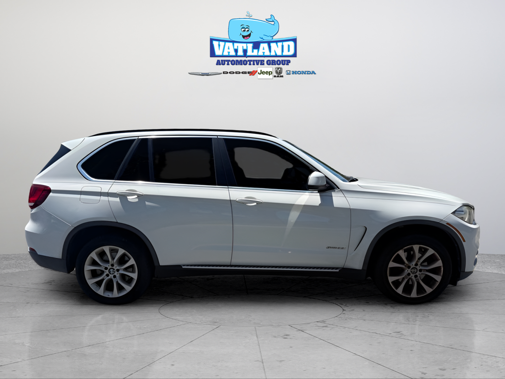 Used 2016 White BMW sDrive35i image 7