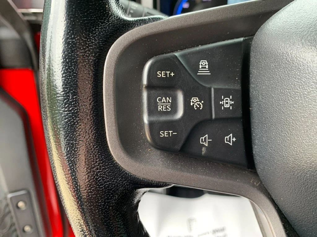 Used 2021 Red Ford Wildtrak image 27