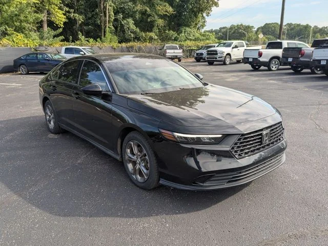 Used 2024 Crystal Black Pearl Honda EX image 5