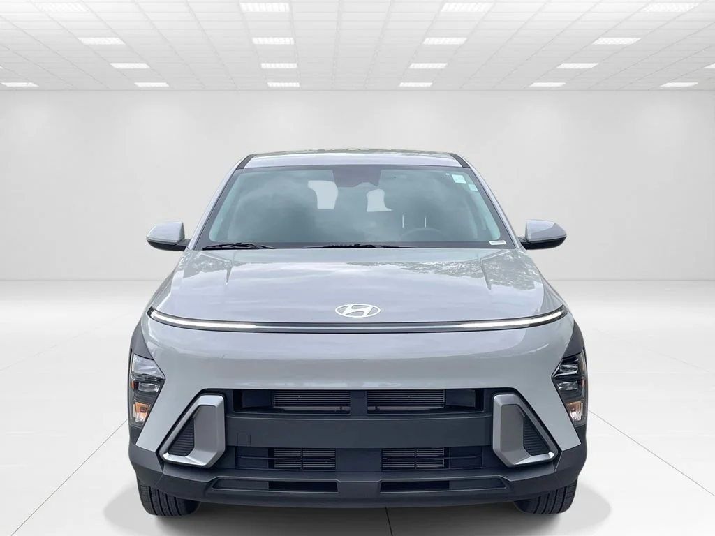 New 2026 Gray Hyundai SE image 2