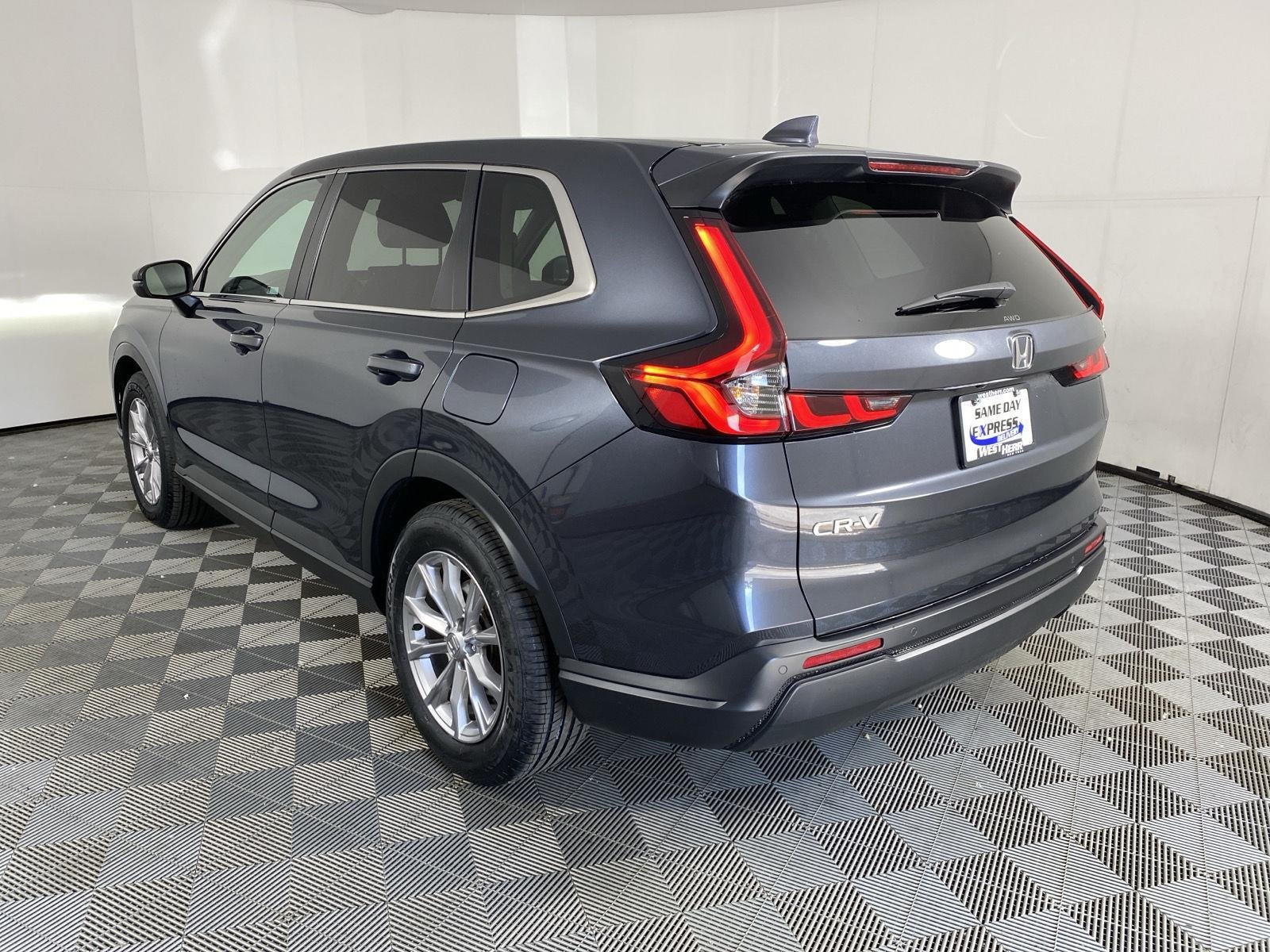 Used 2023 Meteorite Gray Metallic Honda EX-L image 5