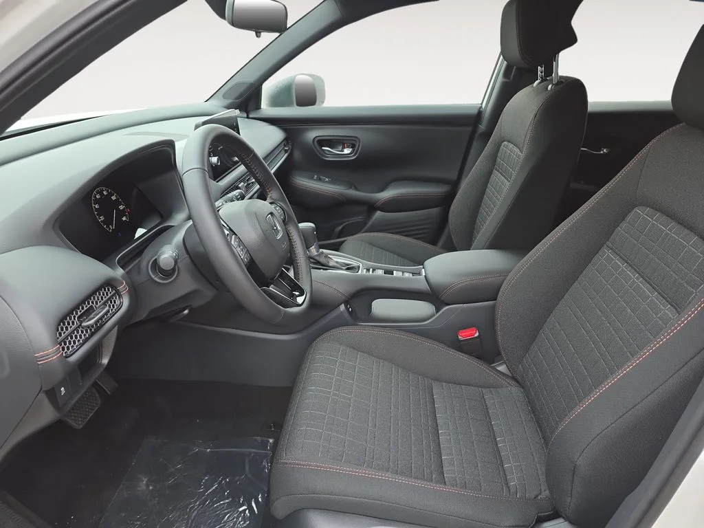 2026 Honda HR-V Sport - Photo 9