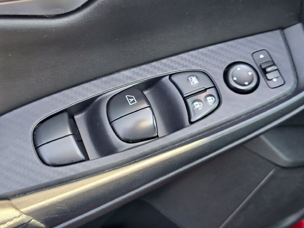 Used 2024 Scarlet Nissan SV image 23