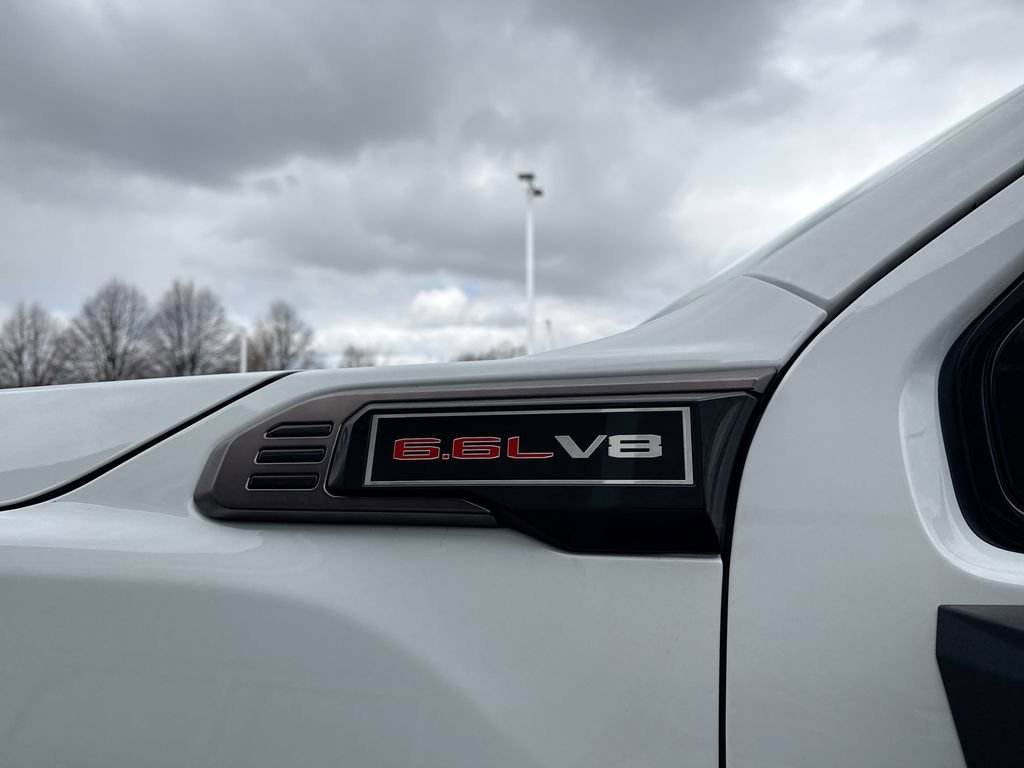 New 2026 Summit White GMC AT4X image 29