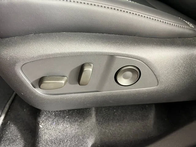 2026 GMC Acadia Elevation - Photo 21