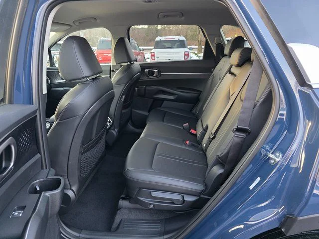 New 2026 Midnight Kia S image 16