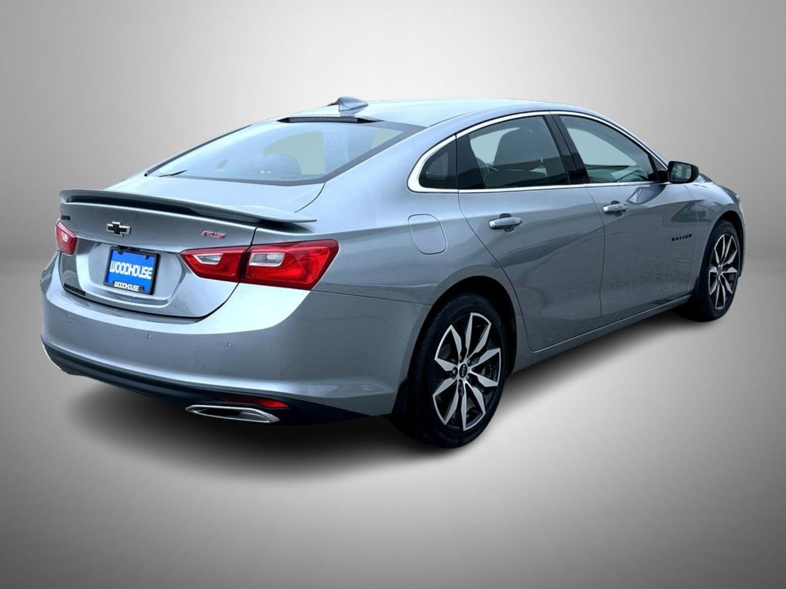 Used 2024 Gray Chevrolet RS image 5