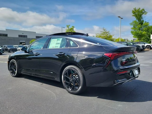 New 2026 Aurora Black Pearl Kia GT-Line FWD image 6