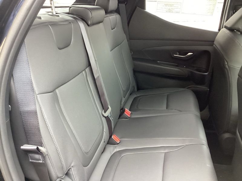 New 2026 Black Hyundai SEL image 16