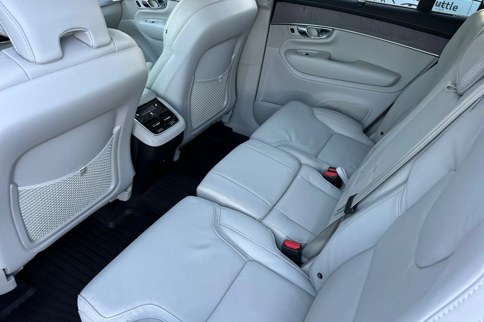 New 2026 Vapour Grey Volvo Ultra image 11