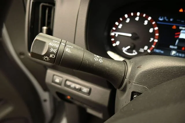 Used 2025 Gray Nissan PRO-X image 17