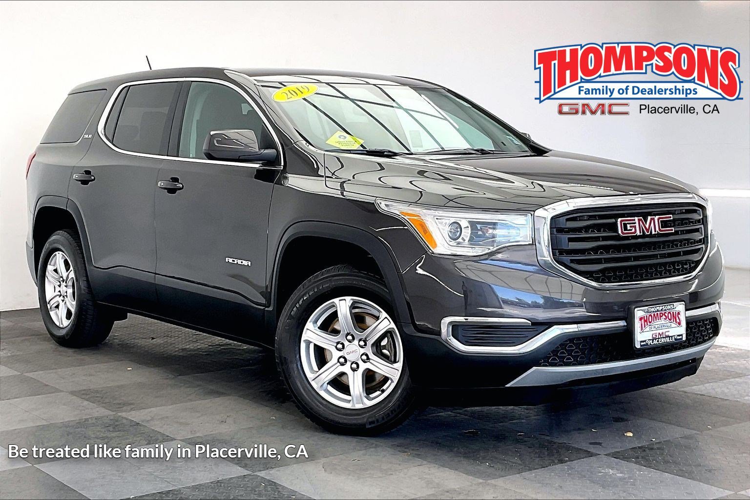 Used 2019 Iridium Metallic GMC SLE image 1
