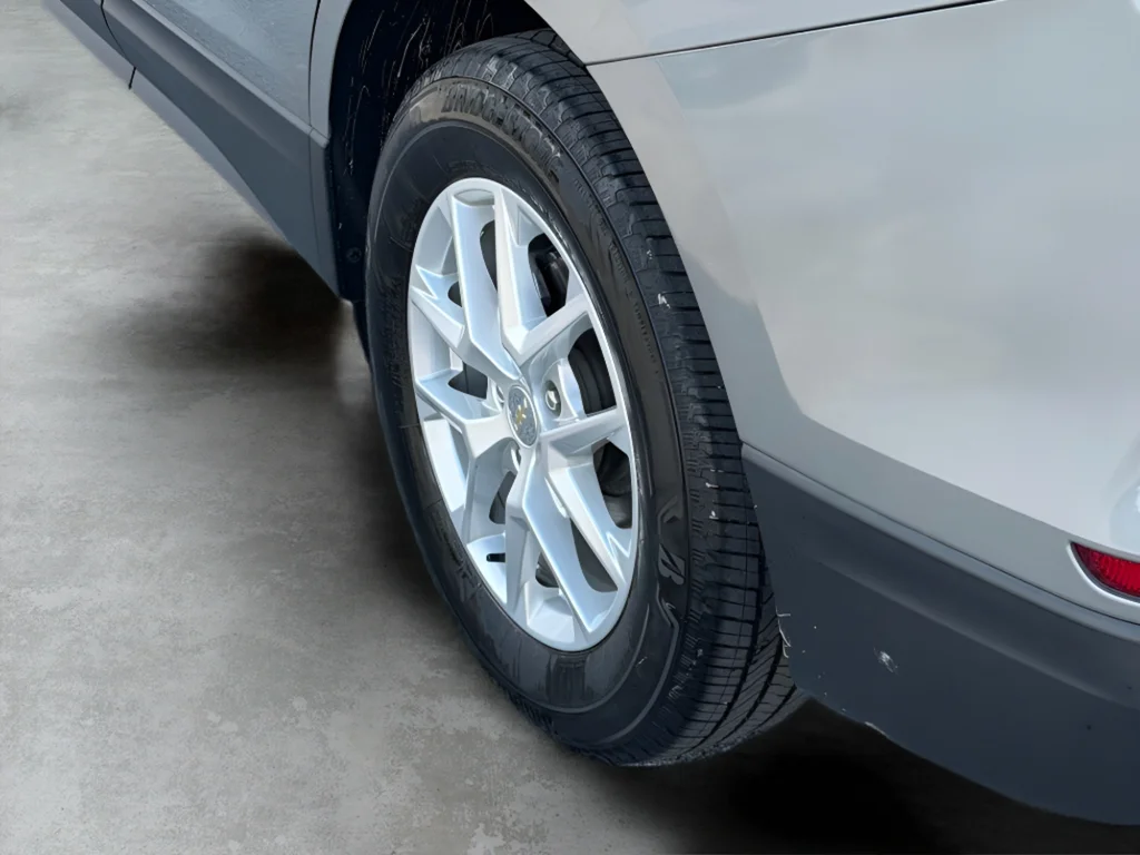 Used 2024 Sterling Gray Metallic Chevrolet LT image 7