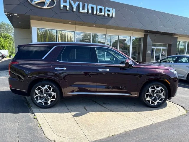 Certified Used 2022 Red Hyundai Calligraphy image 26