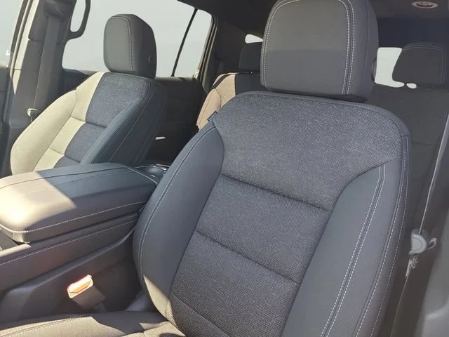 New 2026 Summit White Chevrolet LT image 24